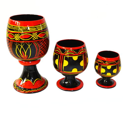 彝族漆器工藝的璀璨明珠 涼山西昌實木彩繪酒杯